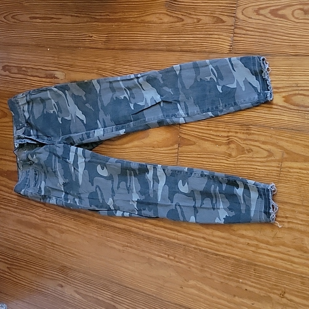 Woman's pants